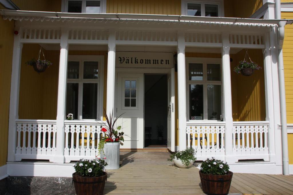 Hedenstugan B&B Hotel Bergby Buitenkant foto