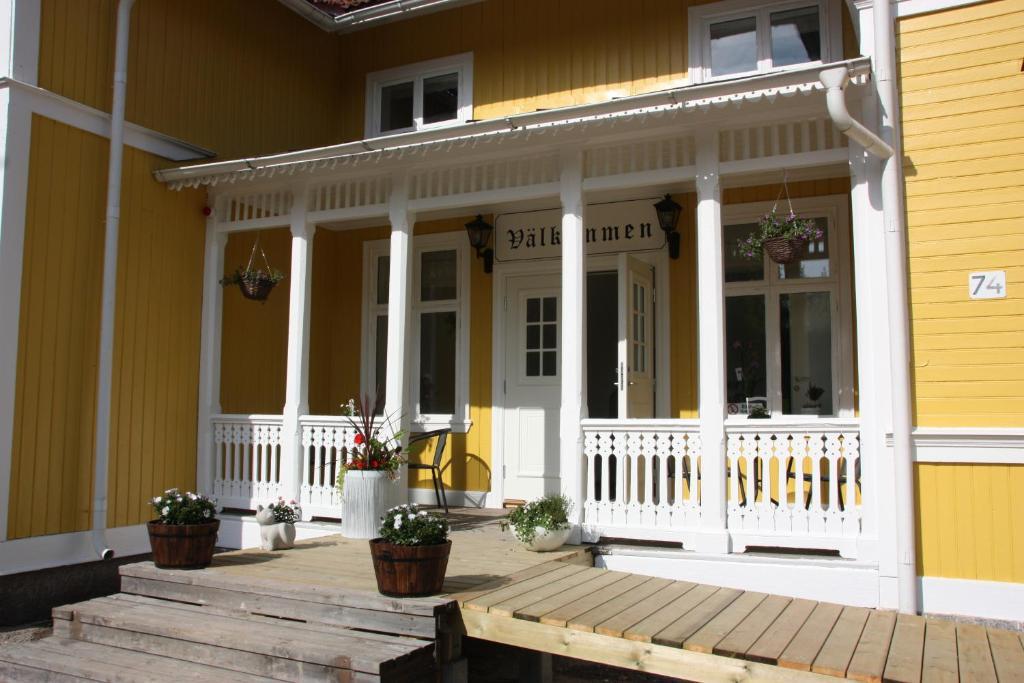 Hedenstugan B&B Hotel Bergby Buitenkant foto