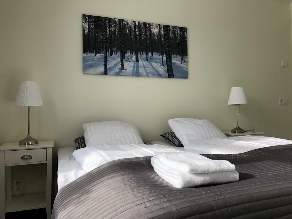 Hedenstugan B&B Hotel Bergby Buitenkant foto
